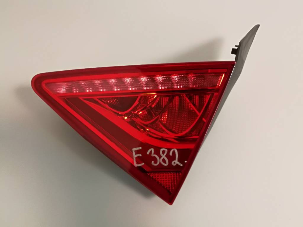 Zadne svetlo kufra AUDI A7 C7 4G8 LED 4G8945094