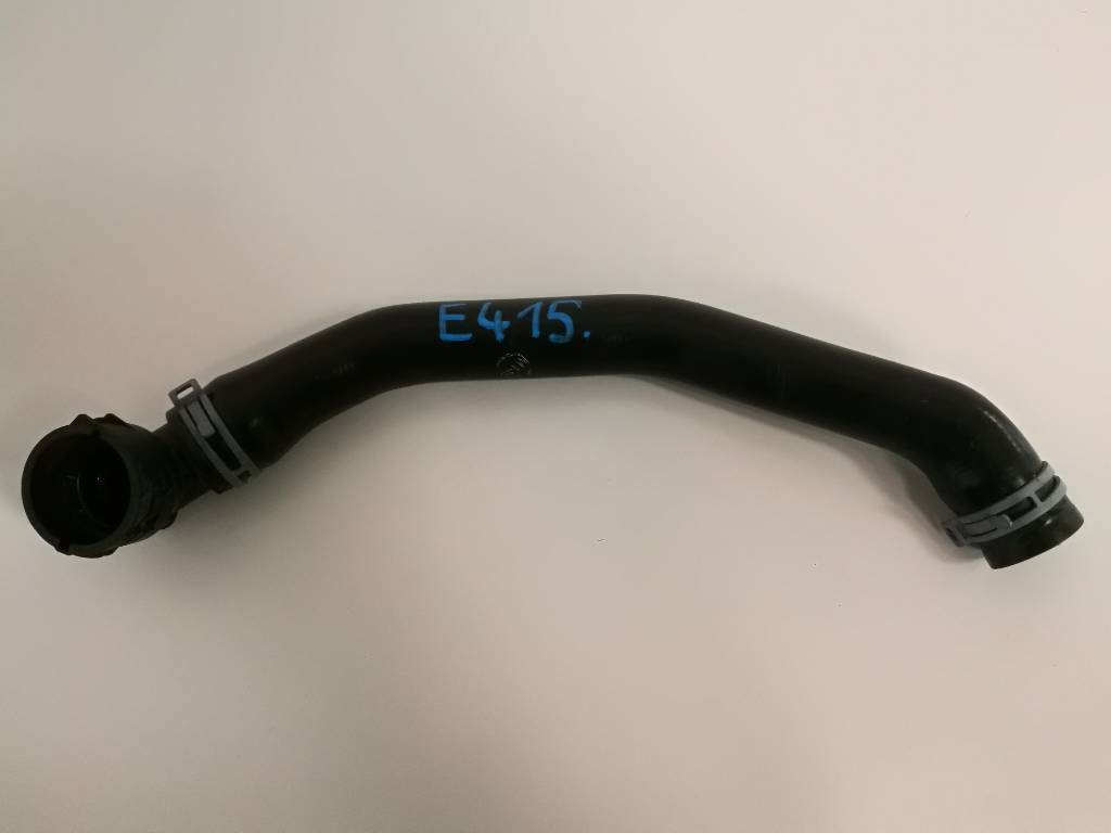 Hadica trubka vody VW SKODA SEAT AUDI 5Q0122101GG