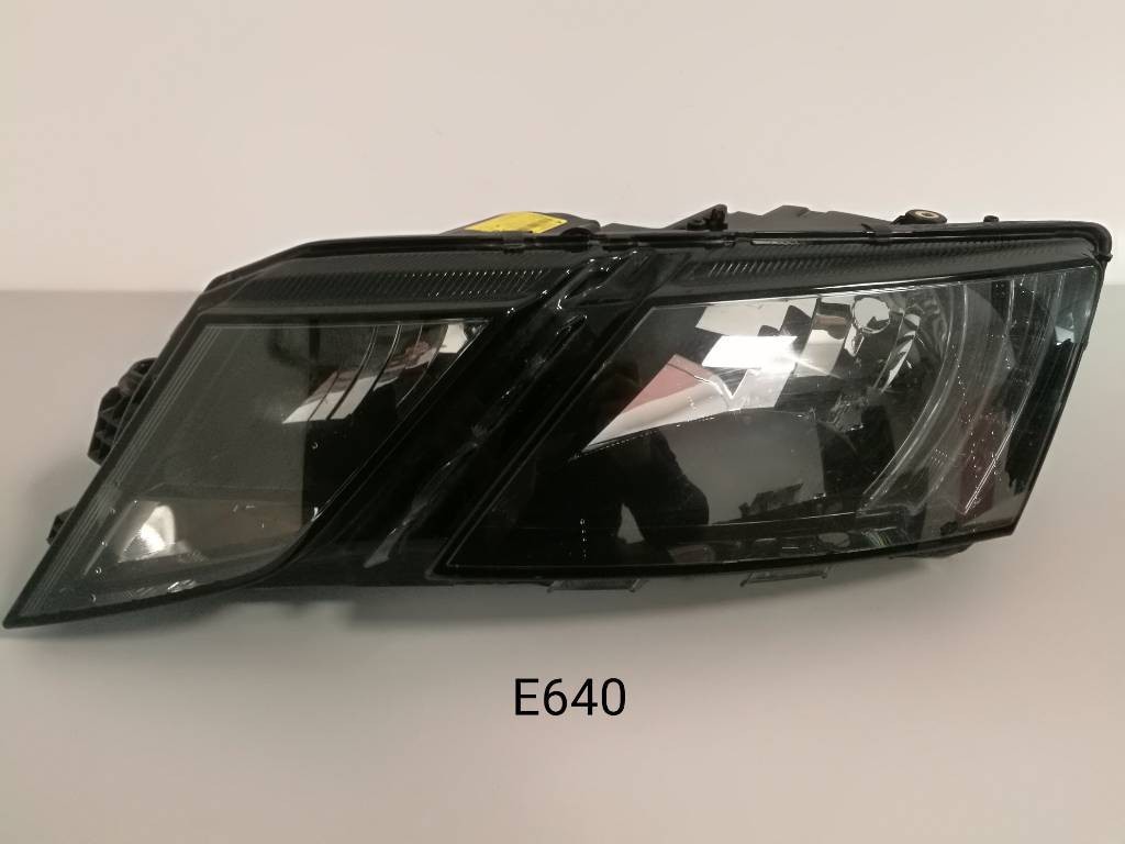 Predne svetlo SKODA OCTAVIA III 3 LIFT 5E1941015C