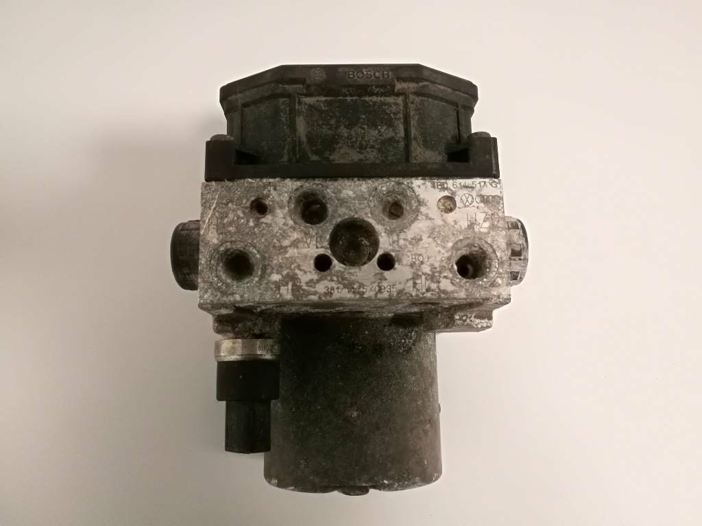 Pumpa jednotka ABS VW PASSAT B5 AUDI A6 4B0614517G