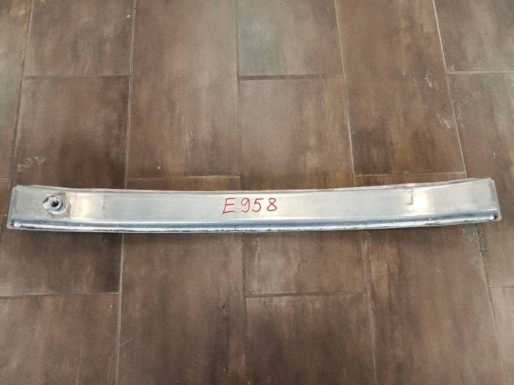 Vystuha naraznika AUDI A4 B9 A5 8W 8W0807113