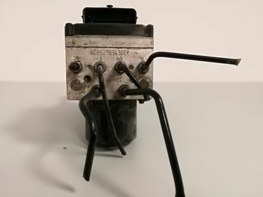 Jednotka pumpa ABS VW PASSAT B6  3c0614109e