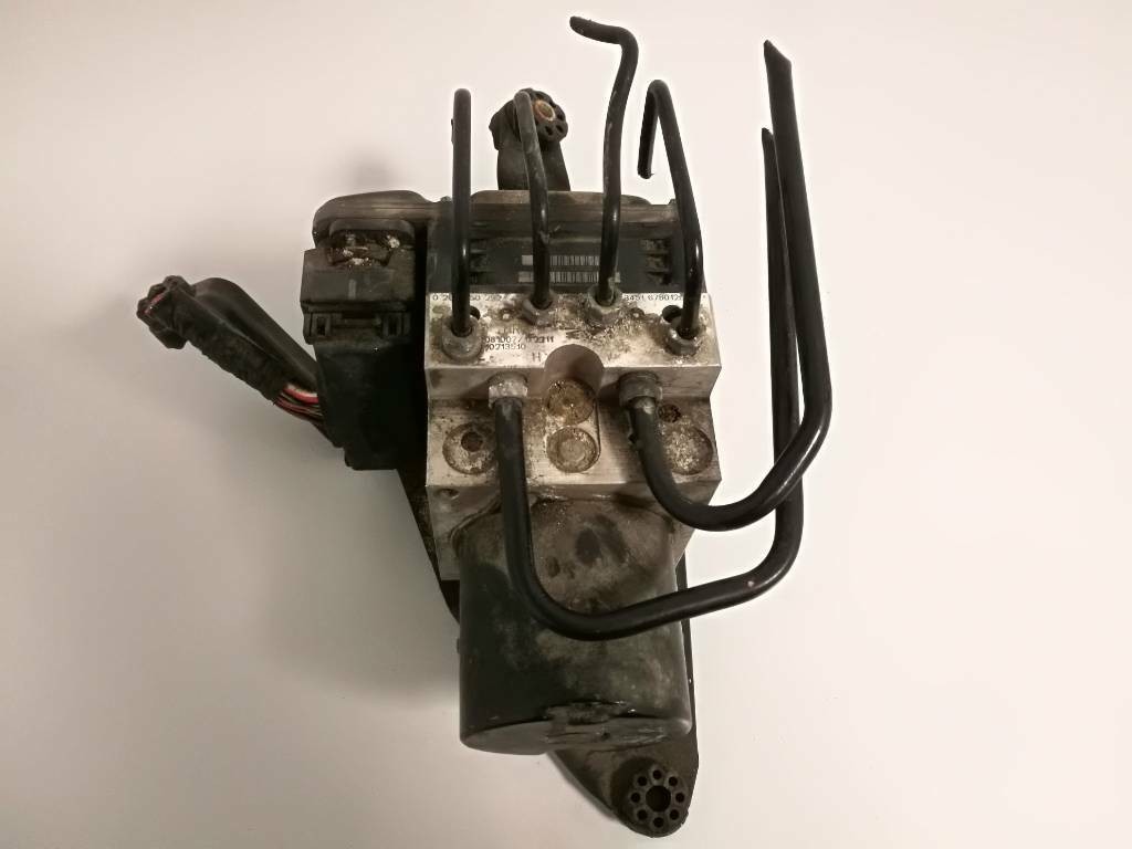 Pumpa jednotka ABS BMW X5 X6 E70 E71 34516780126