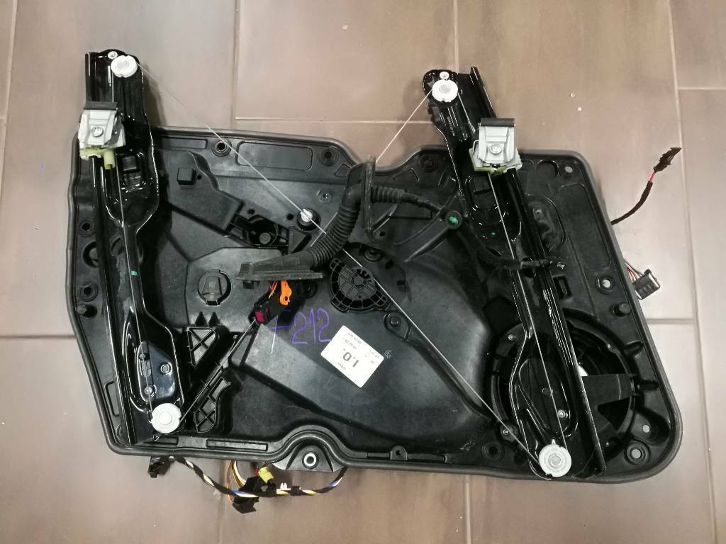 Stahovanie okna dveri VW GOLF VI 6 5K 5K0837756H