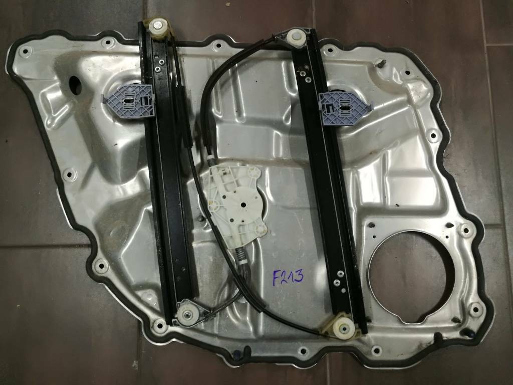 Stahovanie okna dveri AUDI A8 D3 4E 4E0839756H