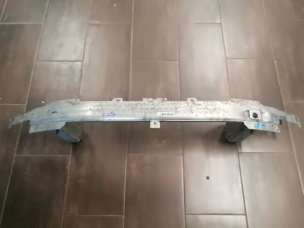 Vystuha cela naraznika BMW 5 G30 G31