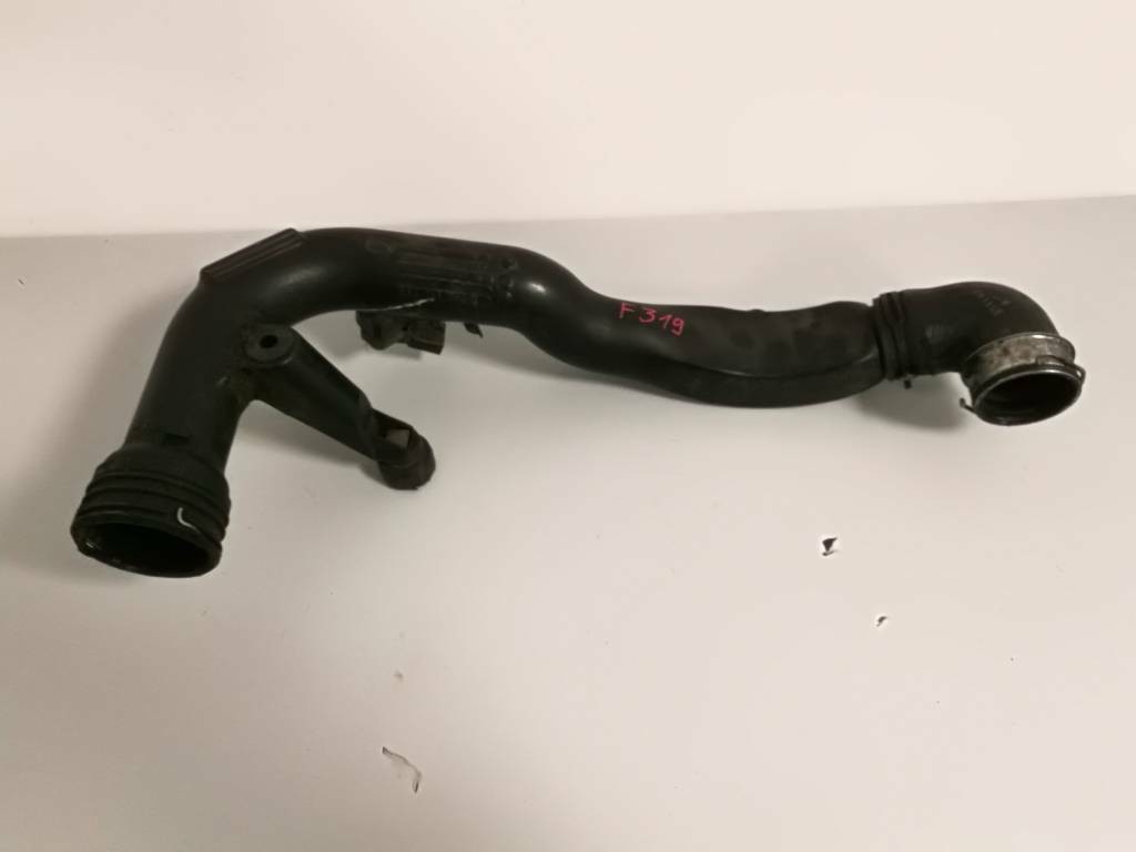 Hadica rura AUDI A4 B6 B7 VW PASSAT B5 8E0145762B