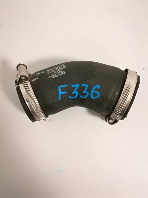 Hadica rura vzduchu VW AUDI SEAT SKODA 04L145828D