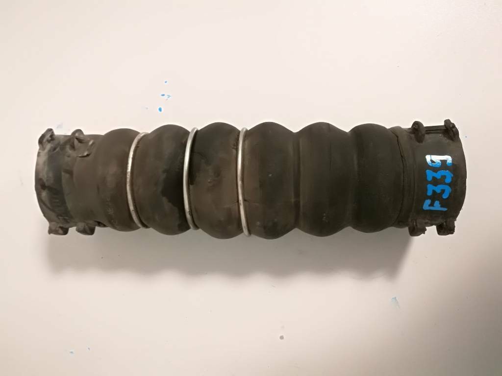 Hadica rura vzduchu AUDI A8 D3 4E 4.2 4E0145709A
