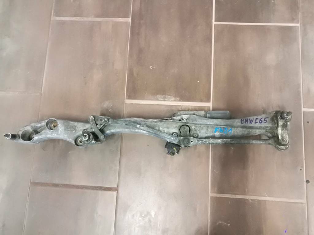 Motorcek stieracov BMW 7 E65 0390241832