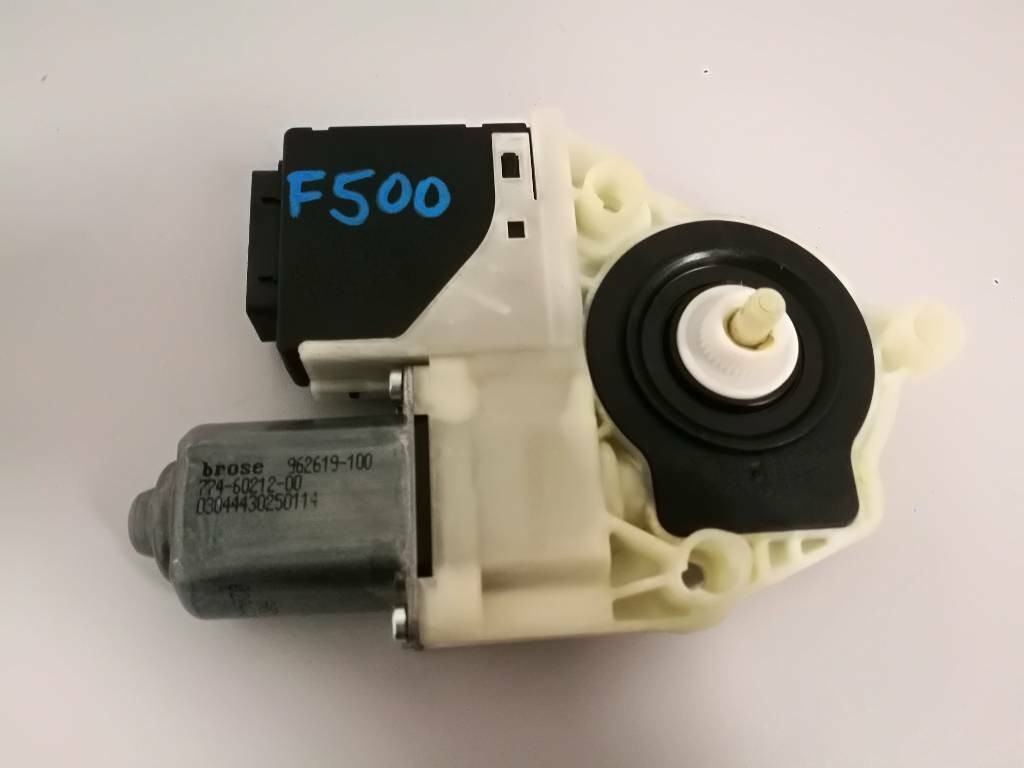 Motorcek stahovacky VW PASSAT B7 3A 3AA959703A