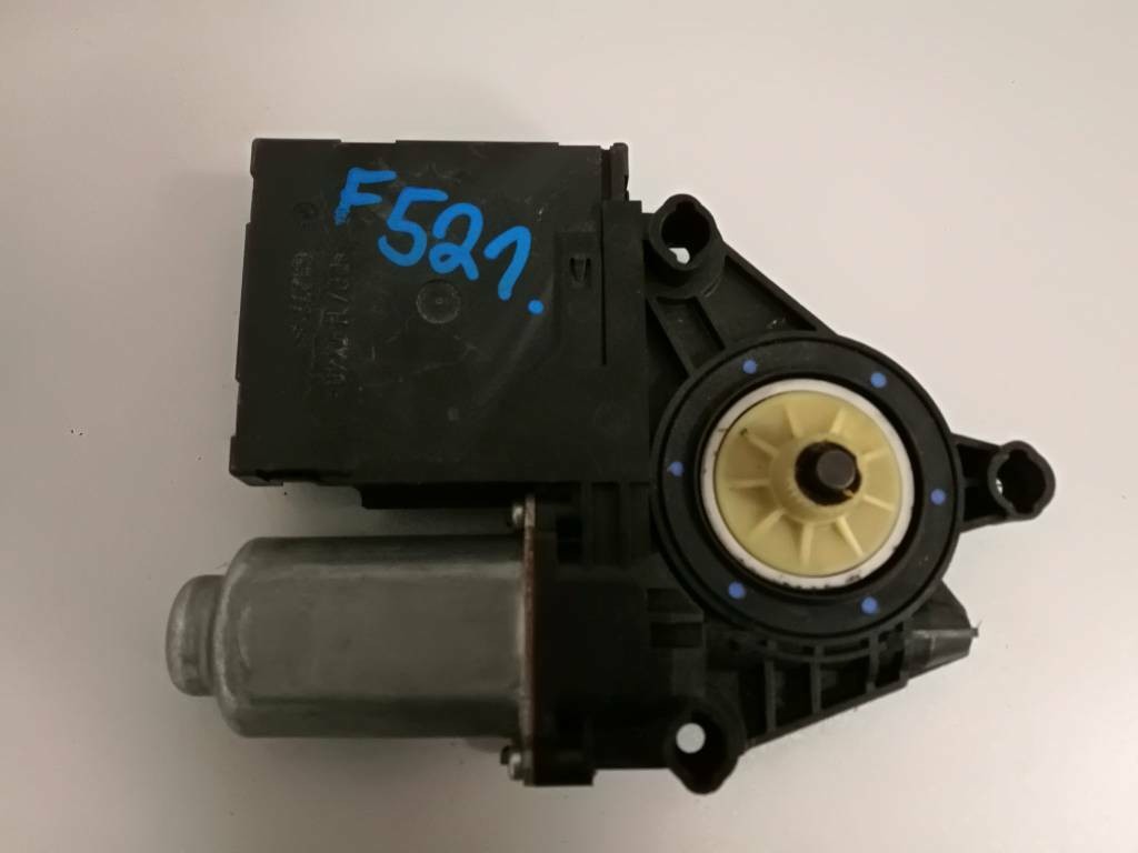 Motorcek stahovacky VW TOURAN 1T 1T0959701M