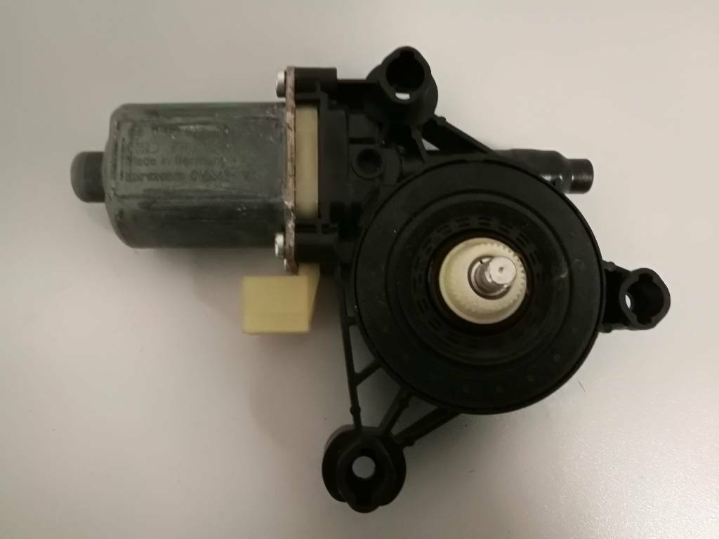 Motorcek stahovacky SKODA AUDI VW SEAT 5Q0959802B