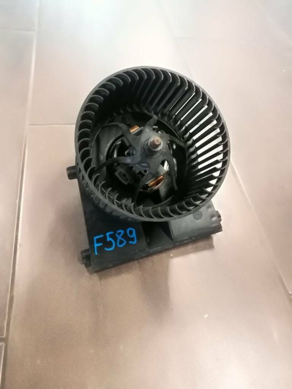 Ventilator vetraku SEAT IBIZA VW GOLF H35657880E
