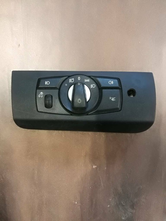 Spinac vypinac SVETIEL BMW X5 X6 E70 E71 9134727