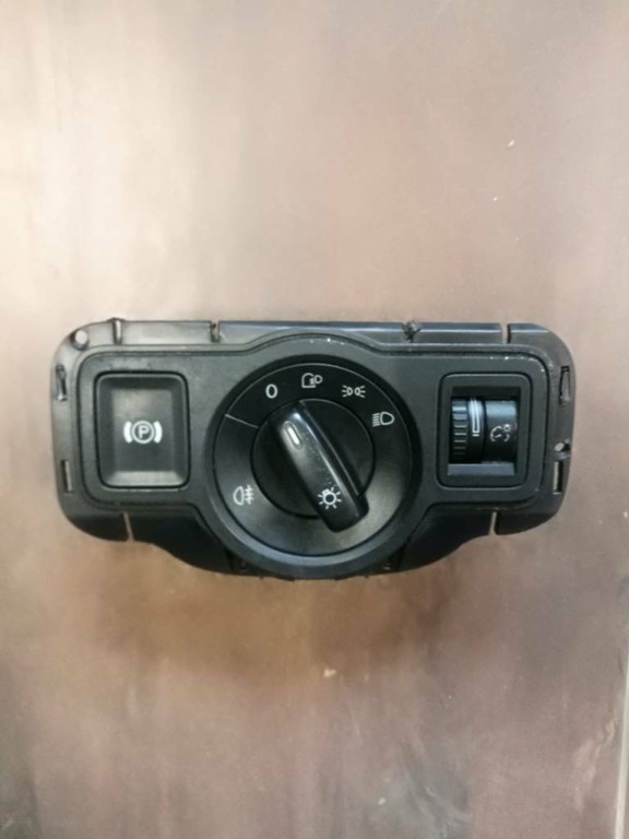 Spinac vypinac svetiel VW PASSAT B6 3C 3C0927225C