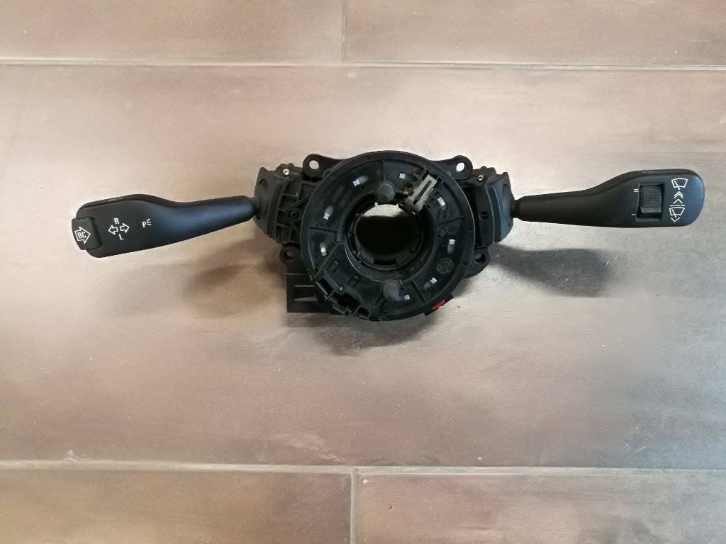 Packy pod volant kruzok BMW E39 E46 8363664H