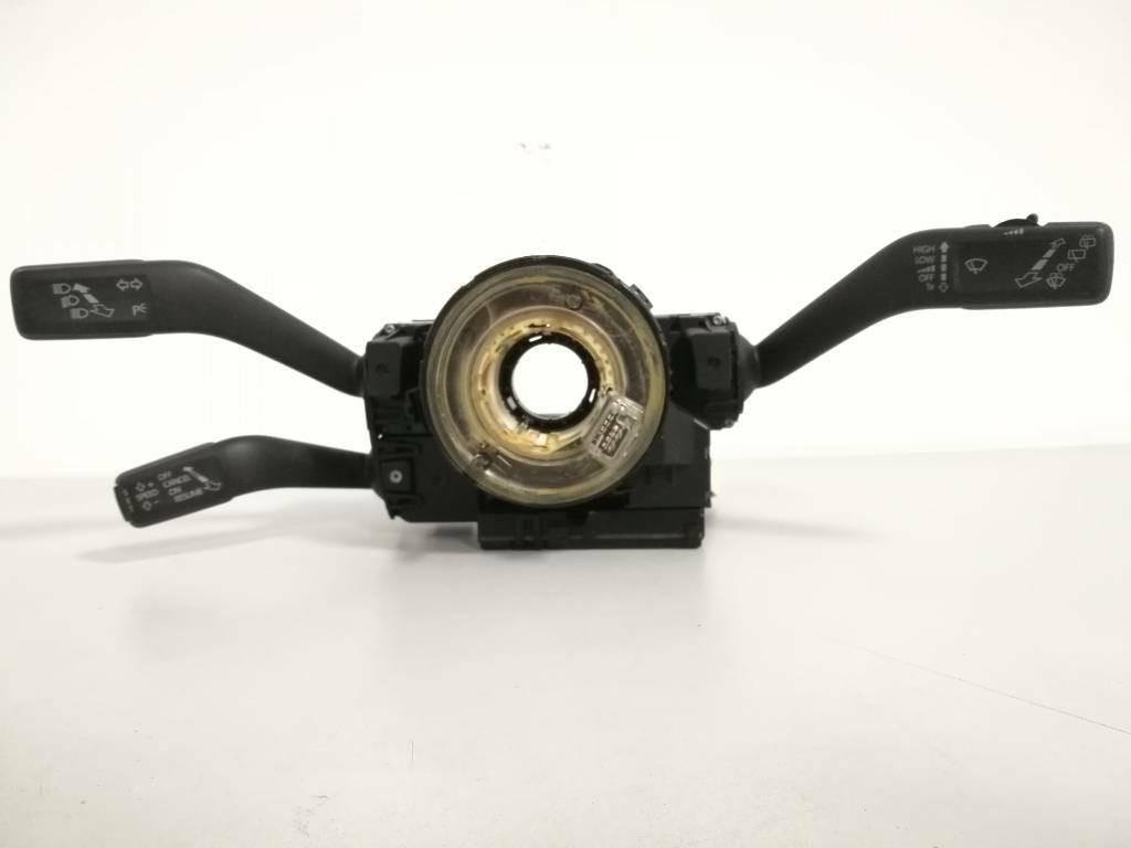Packy pod volant VW PASSAT B6 3C9953513R