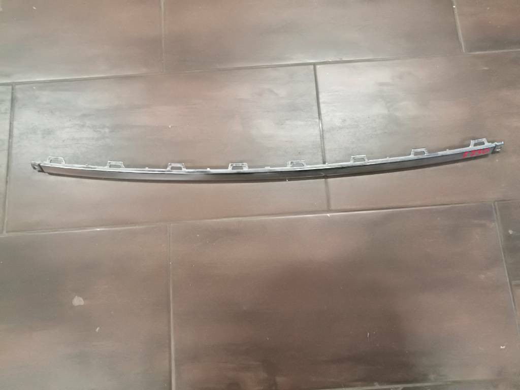 Lista chrom naraznika VW PASSAT CC 3C8 3C8807443B