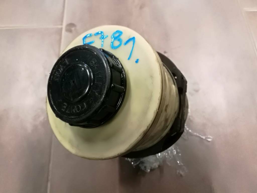 Nadrzka riadenia serva VIVARO TRAFIC 7700782884