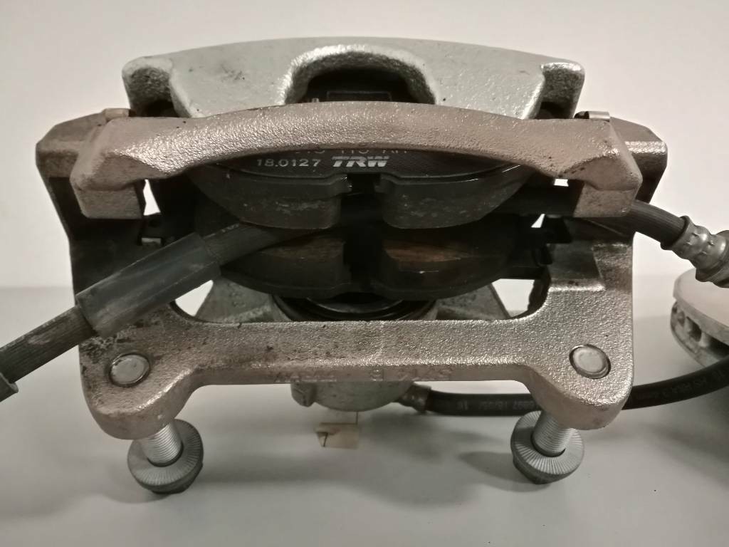 Strmen celuste brzda VW PASSAT B8 SUPERB III 3V