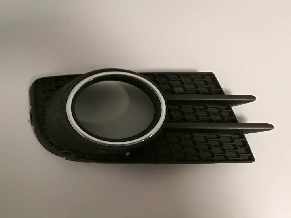 Mriežka  nárazníka VW Tiguan 2012-2018 5N0853665H