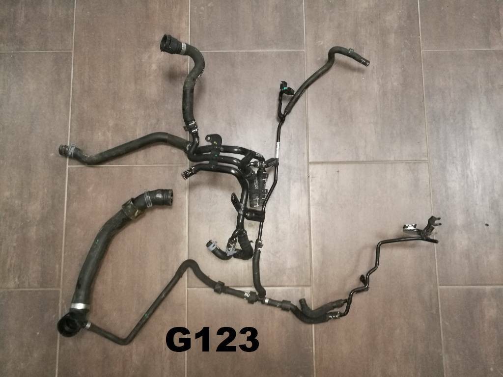 Hadica rura vody chladiča trubka   vw 5Q0121064BB