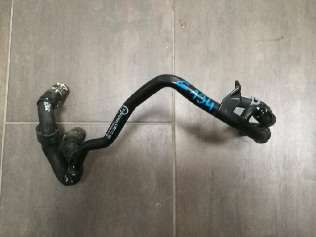 Vodné potrubie rúra hadica 04L12106T 04L122058D