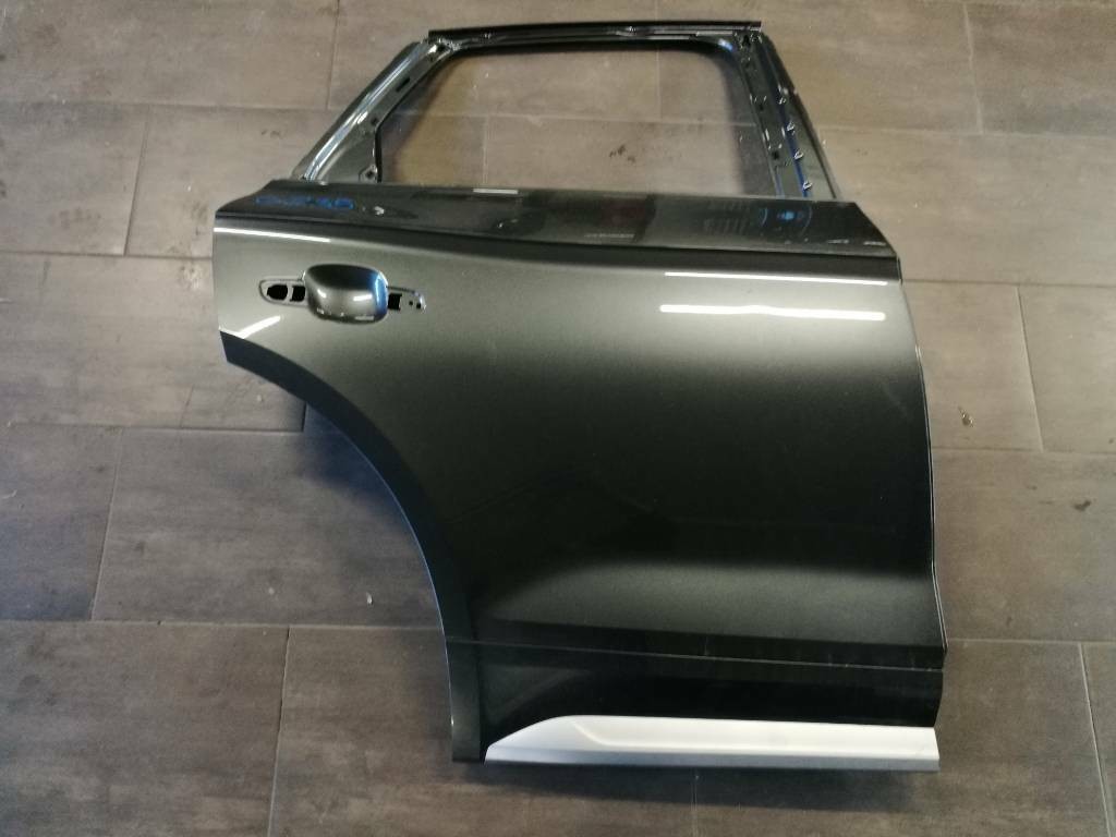 Zadné pravé dvere AUDI Q5 80A