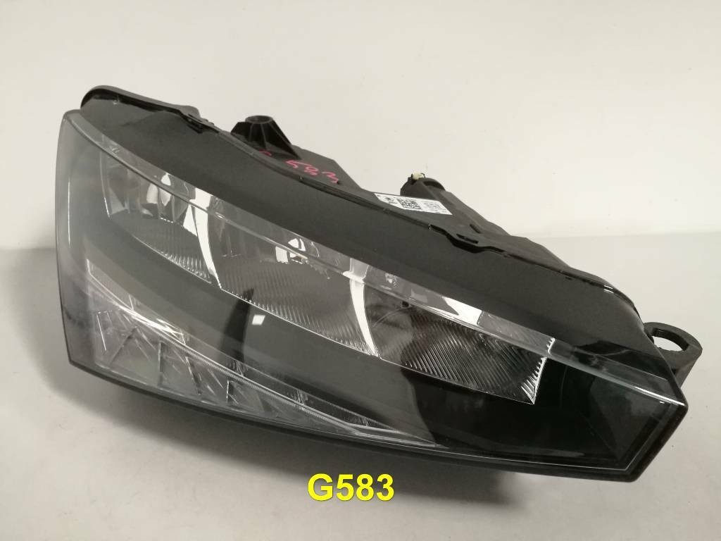 Predné pravé svetlo s LED SKODA SCALA 657941016