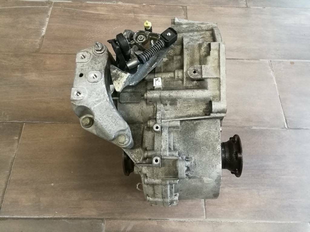 Manuálna prevodovka NFU OCTAVIA II 2 PASSAT B7 3A