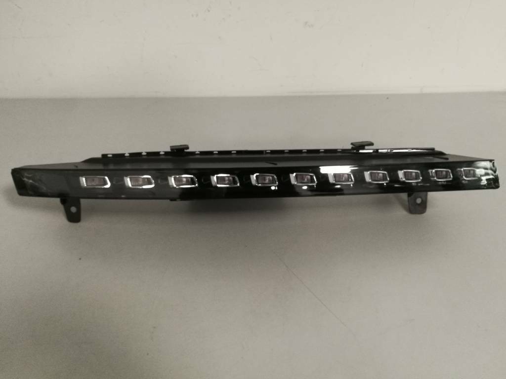 12 Led smerovka pravá AUDI Q7 LIFT 4L0953042D