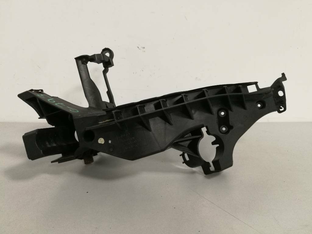 Drziak uchyt svetla AUDI A4 B8 8K LIFT 12->