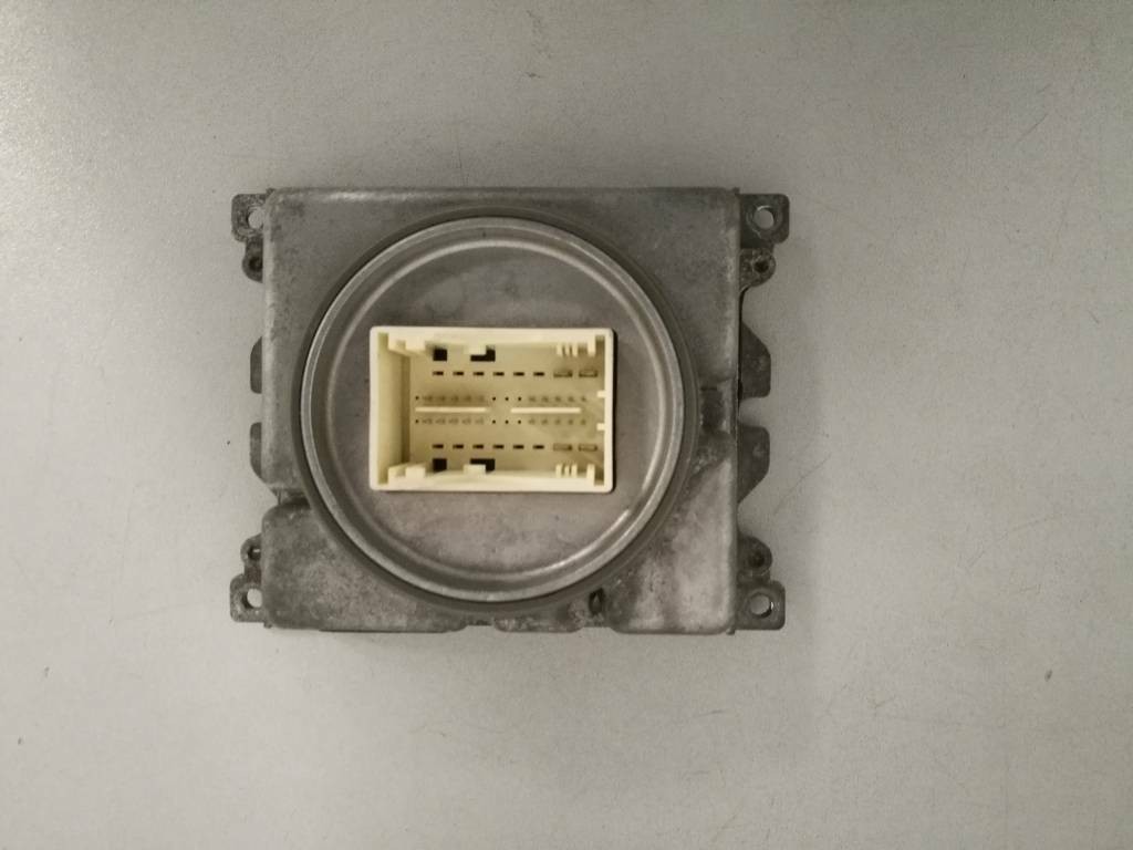 Jednotka modul LED svetla AUDI PASSAT B8 PORSCHE