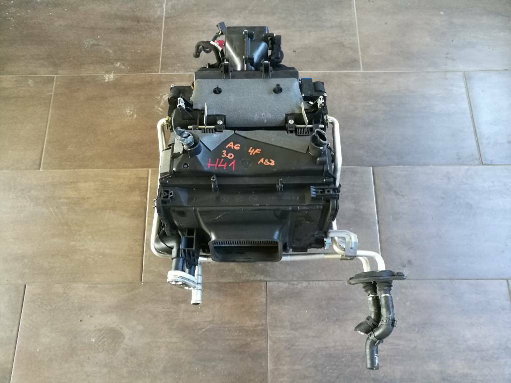 Komplet kúrenie ohrievač ohrev AUDI A6 C6 4F