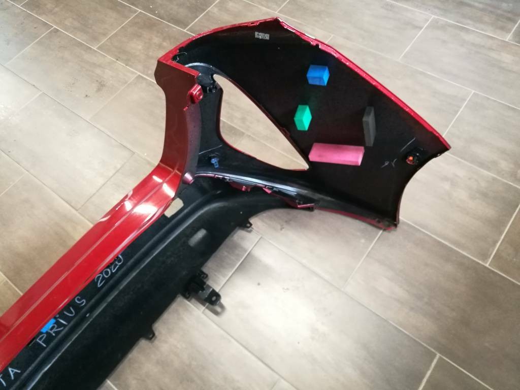 Zadný nárazník spojler TOYOTA  AURIS 2020 6PDC