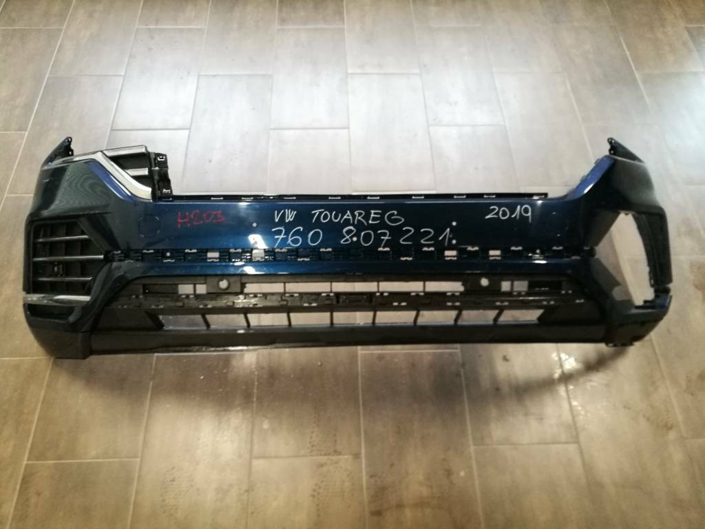 Predný nárazník mriežka krytka VW TOUAREG III 3 76