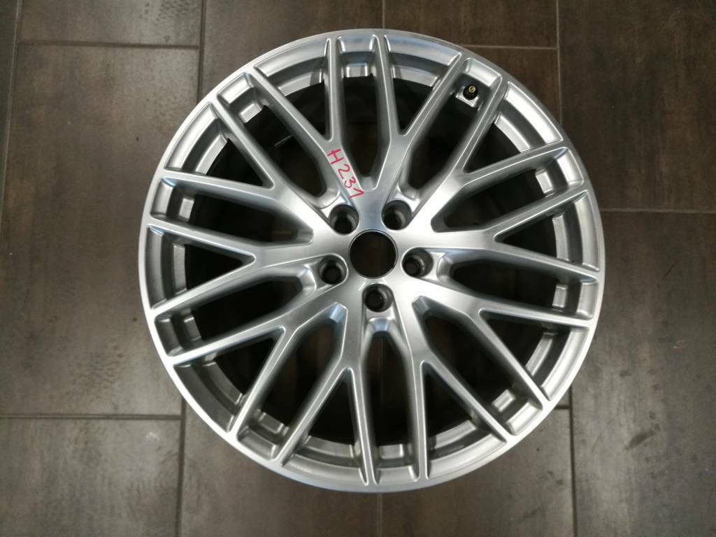 AUDI Q8 disk elektron 9.0Jx20 H2 ET33 4M0601025Q