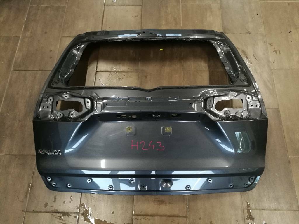 Zadná kapota dvere kufor TOYOTA RAV-4