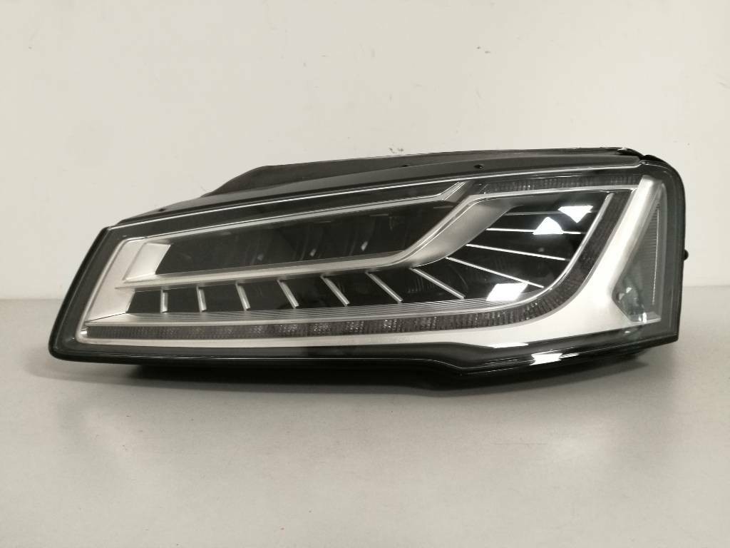 Predné ľavé svetlo MATRIX AUDI A8 D4 4H