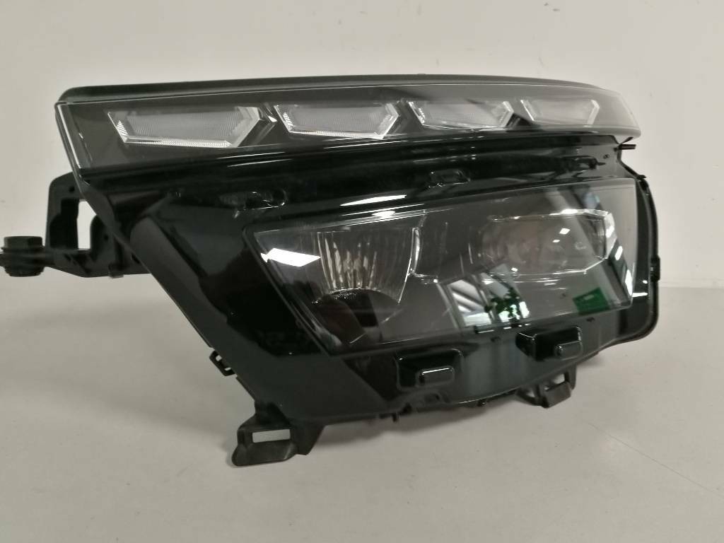 Predné ľavé svetlo FULL LED SKODA KAMIQ 658