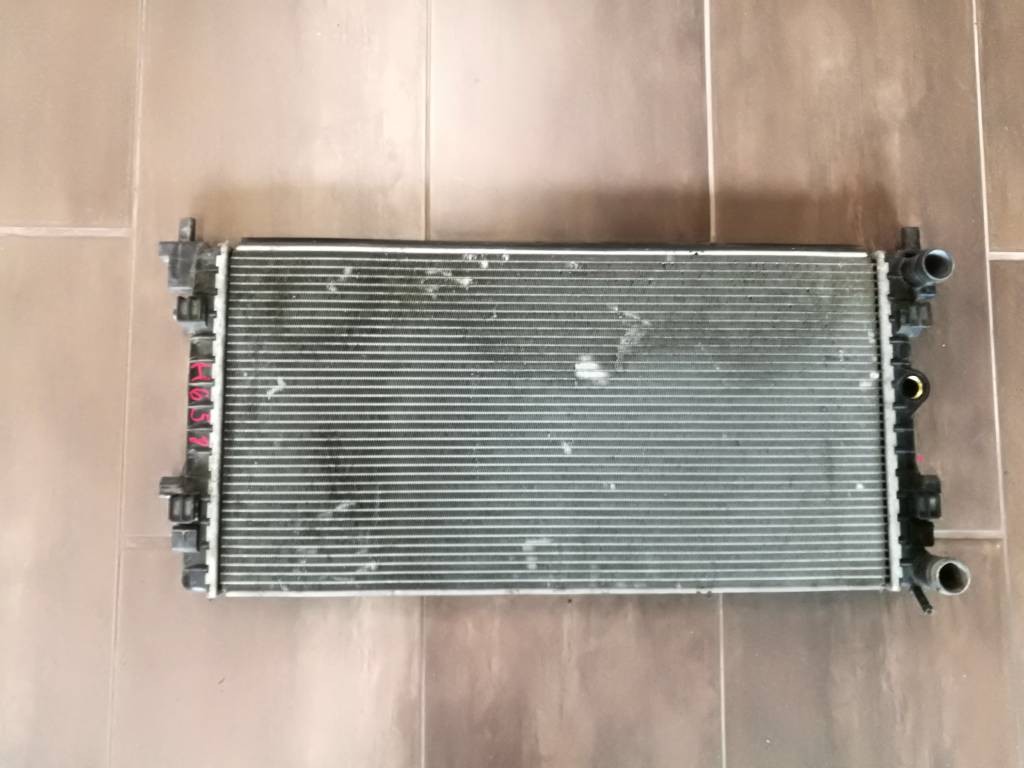 Chladič vody 6R0121253 6RF121253 6R0121253A