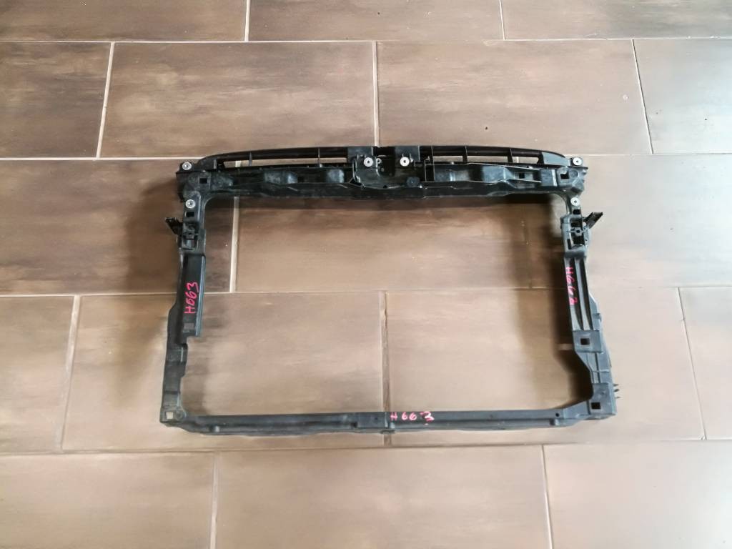 Držiak stena čelo sahara VW Volkswagen Golf VII 7