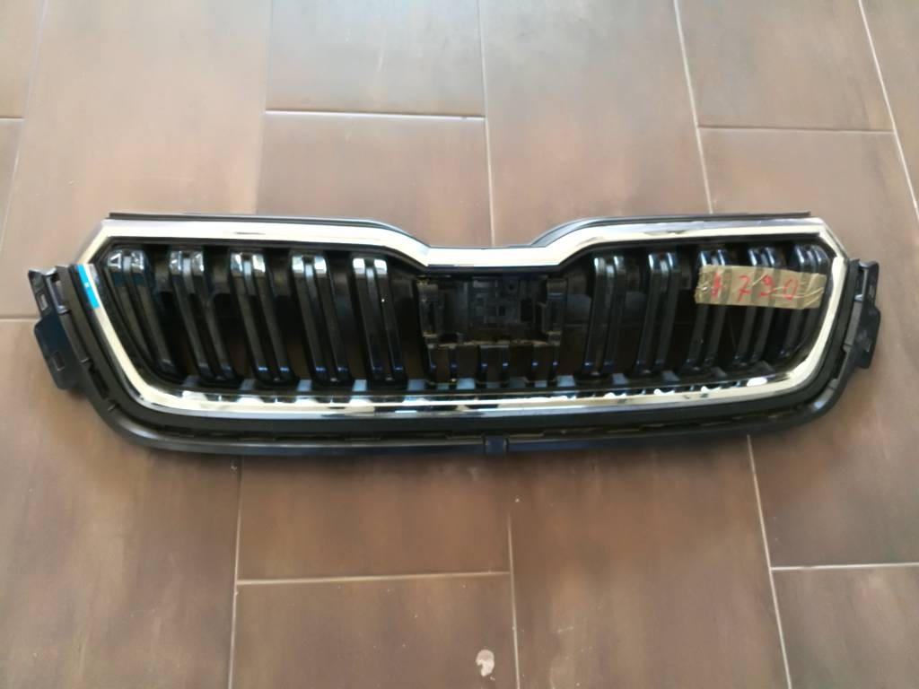 Maska mriežka Škoda Kamiq 658
