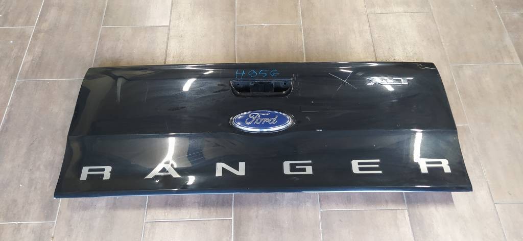 Zadná kapota kufor čelo 5 dvere FORD XCT