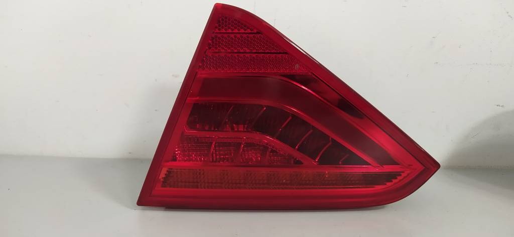 Pravé zadné svetlo Audi A5 8T LIFT