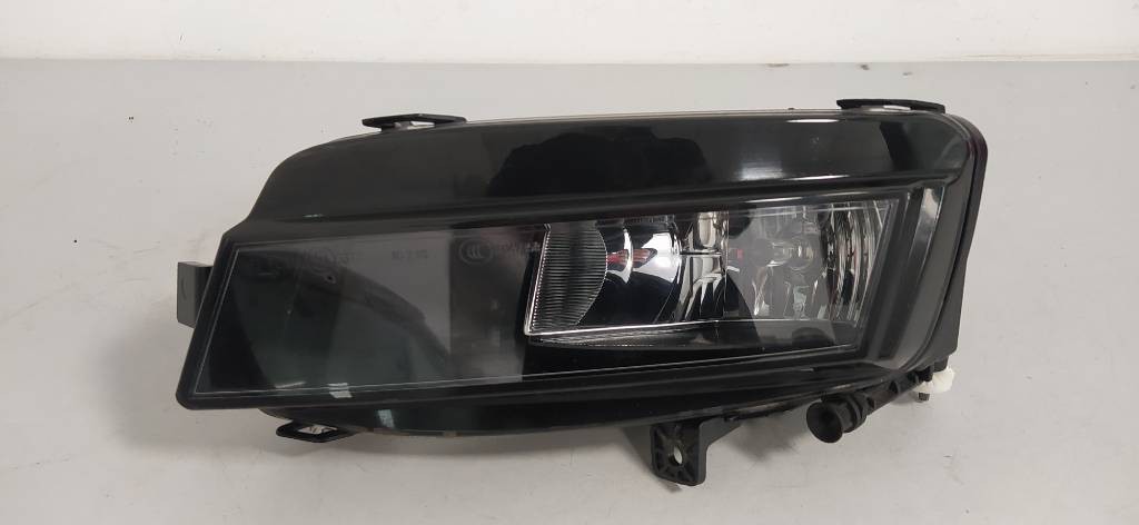 Ľava hmlovka  svetlo VW Volkswagen Golf VII 7 5G