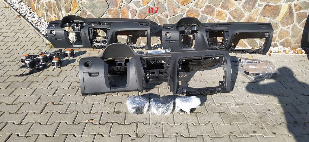 Prístrojová palubná doska Škoda Octavia III 3 5E