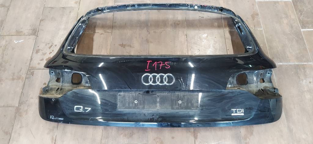 Kufor kufrové dvere piate dvere Audi Q7 4L