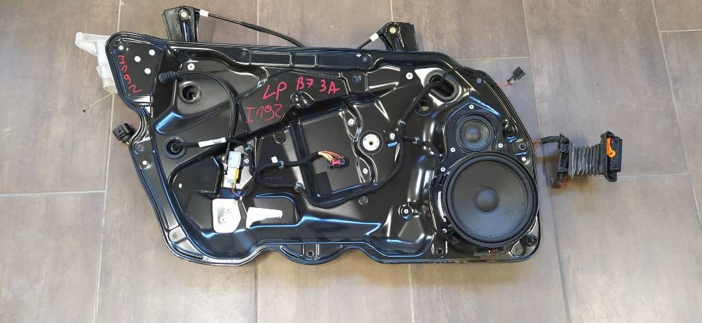Ľavé predné sťahovanie okien VW Passat B7 3AA